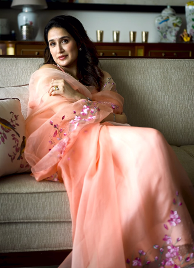 Sagarika_20gatte8.jpg 9