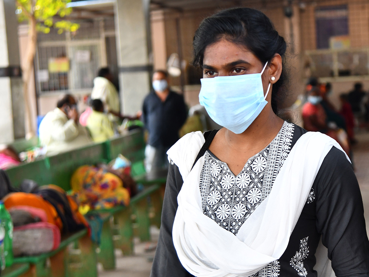 New_20virus_20in_20china_20mask_20in_20back_20photos_20goes_20viral_7_0.jpg 7
