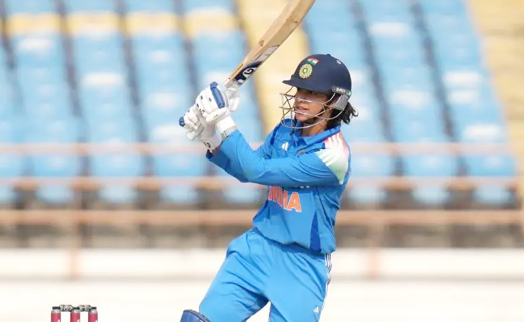 smriti.jpg