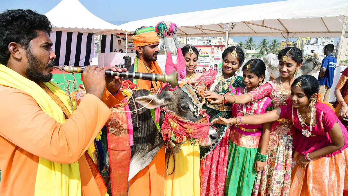 sankranti_20festival_202025_20celebrations_20in_20visakhapatnam__20_2810_29.jpg 10