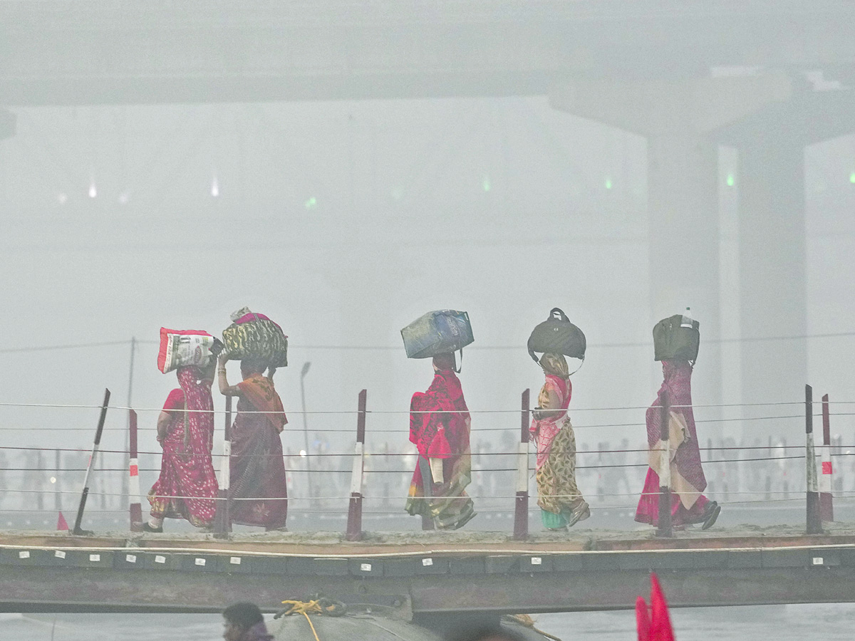 Maha_20Kumbh_202025_20Begins_20in_20Prayagraj_20with_20Grand_20First_20Snan_20Photos_20_2814_29.jpg 14