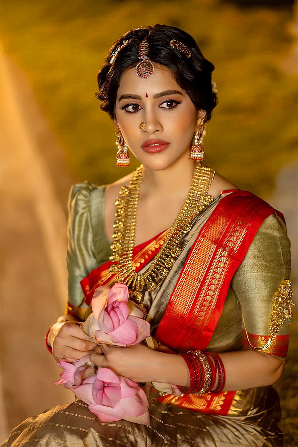 Tollywood_20Heroines_20Post_20Wishes_20on_20social_20Media_20Photos_20_287_29.jpg 10