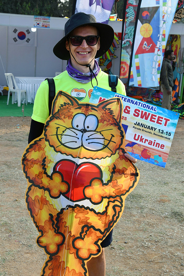 _20International_20Kites_20Festival_20Parade_20Grounds_20In_20Hyderabad_20_2815_29.jpg 15