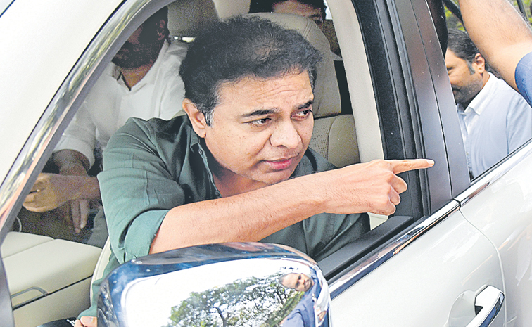 ED-OFFICES-KI-VASTHUNNA-KTR.jpg