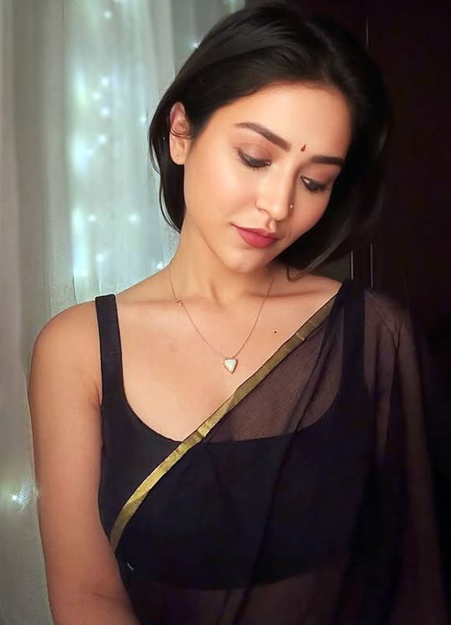 Priyanka_20jawalkar2.jpg 3