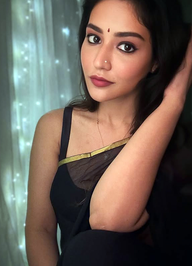 Priyanka_20jawalkar3.jpg 4