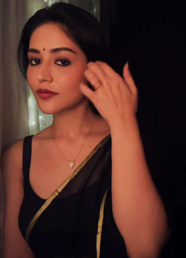 Priyanka_20jawalkar8.jpg 9
