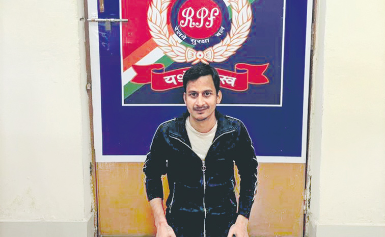 AKASH-KANOJIA-.jpg
