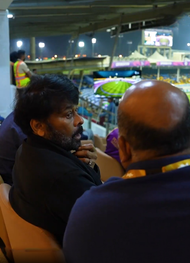 Chiru_20at_20dubai2.jpg 3
