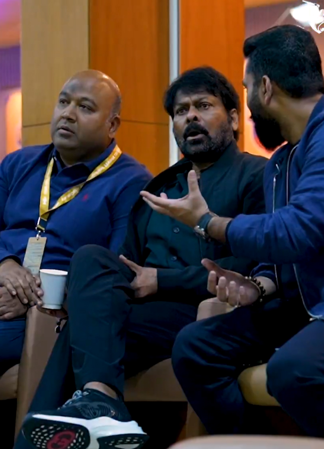Chiru_20at_20dubai6.jpg 7