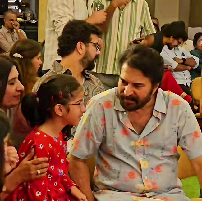 Mammootty_20and_20Dulquer_20Salmaan_20attend_20betrothal_20ceremony_20of_20makeup_20artist_20George_26_23039_3Bs_20daughter__20_282_29.jpg 2