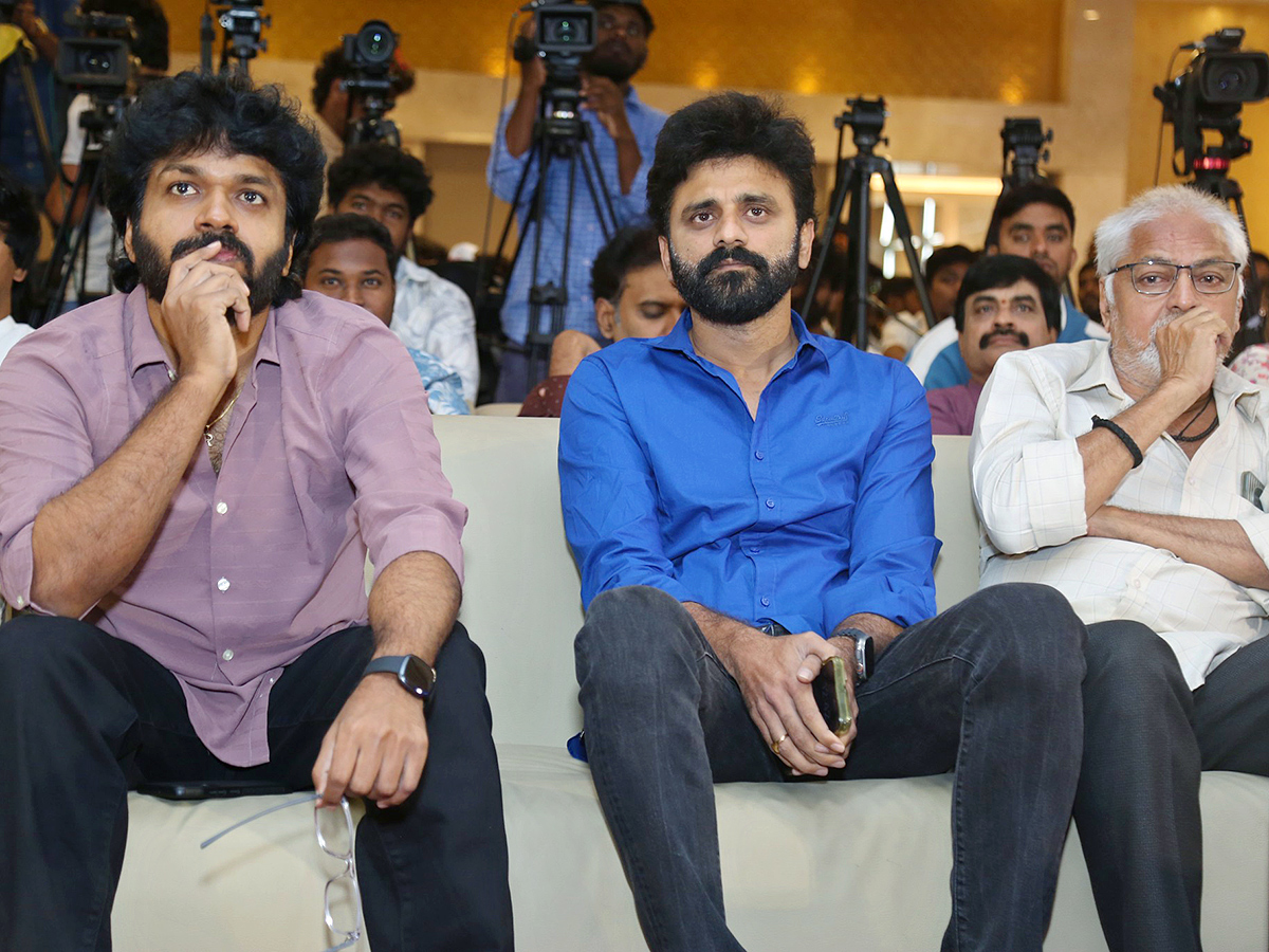 sankranthiki_20Vasthunam_20Success_20Celebration_20Stills_20photos_20goes_20viral_10_0.jpg 9