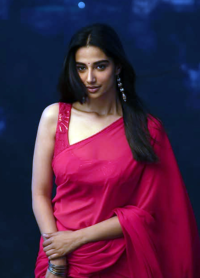 Meenakshi_20choudary13.jpg 9