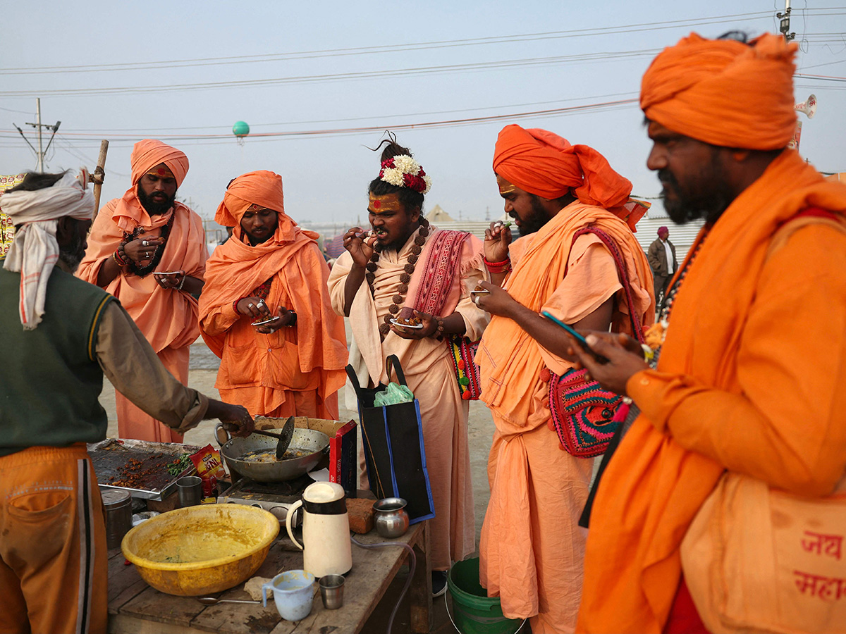 mahakumbh_202025_20prayagraj_20photos__20_2819_29.jpg 19