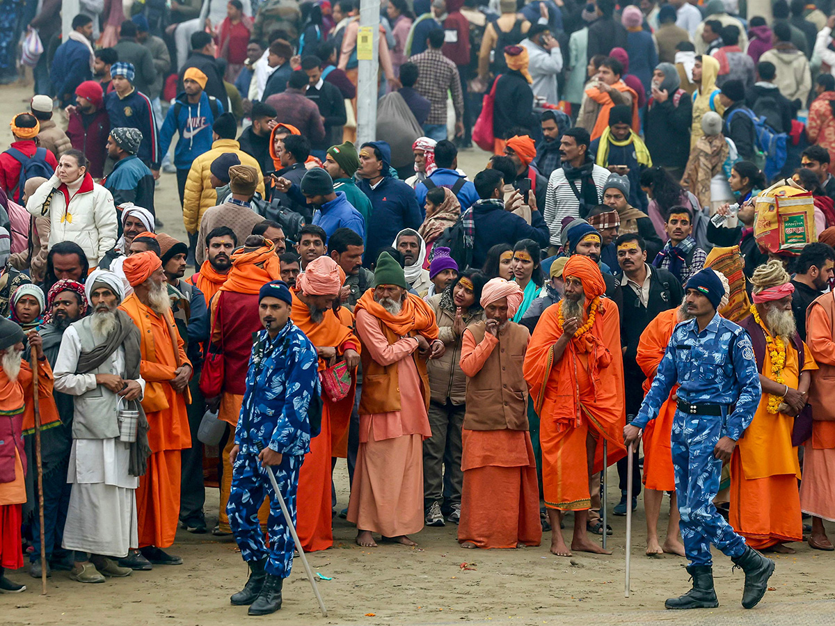 mahakumbh_202025_20prayagraj_20photos__20_2823_29.jpg 23