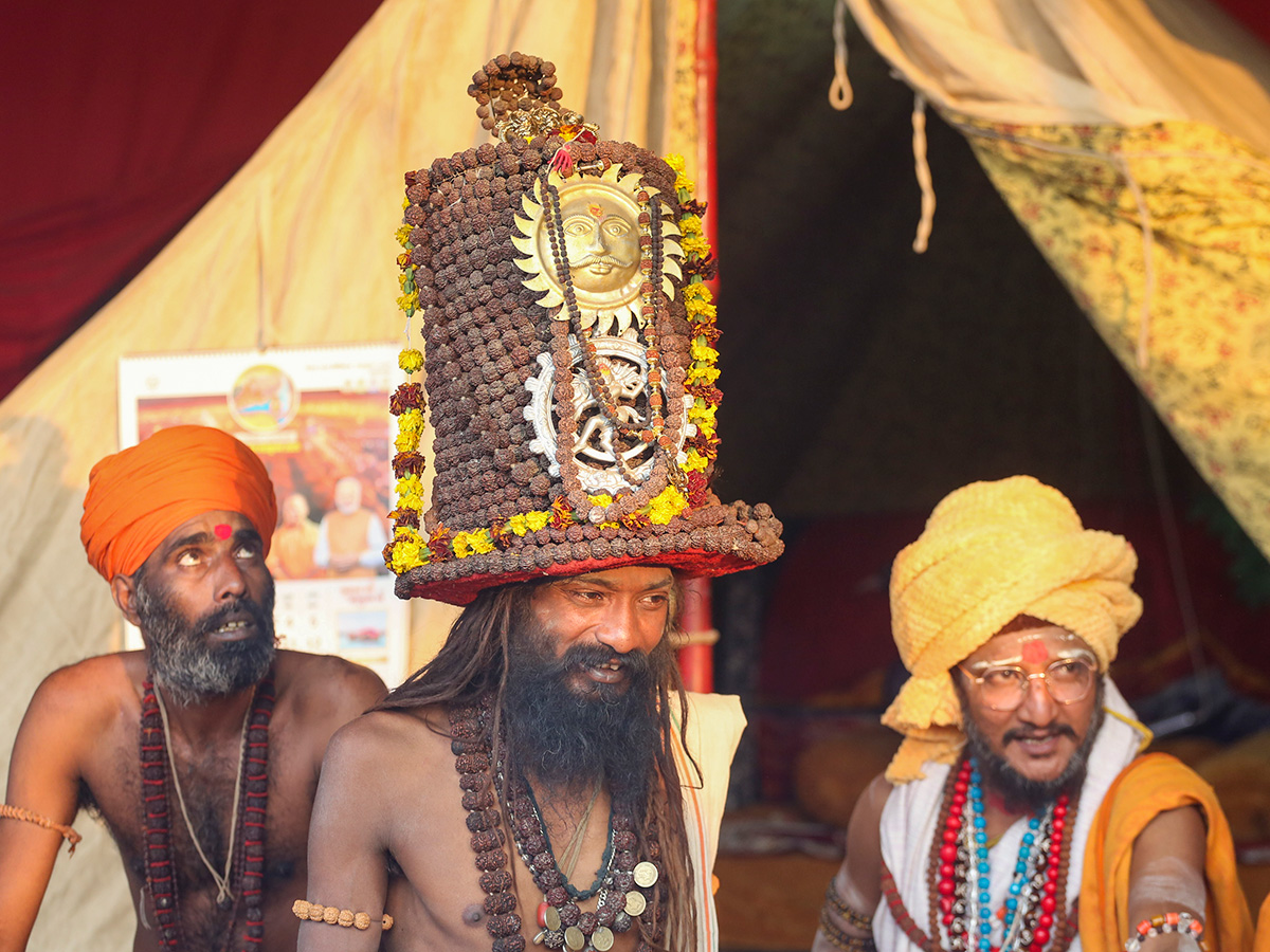 mahakumbh_202025_20prayagraj_20photos__20_289_29.jpg 9