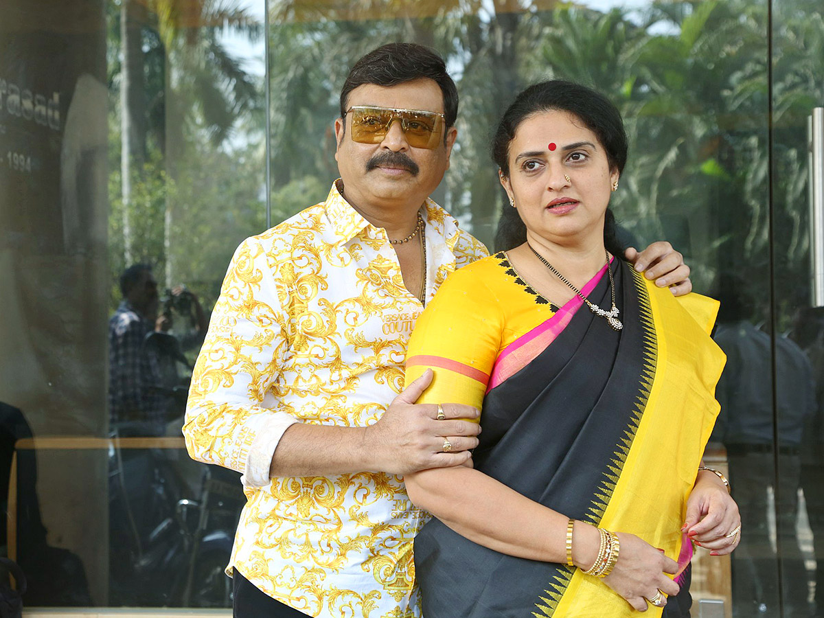 Actor_20Naresh_20Birthday_20Celebrations_20Photos_10.jpg 9