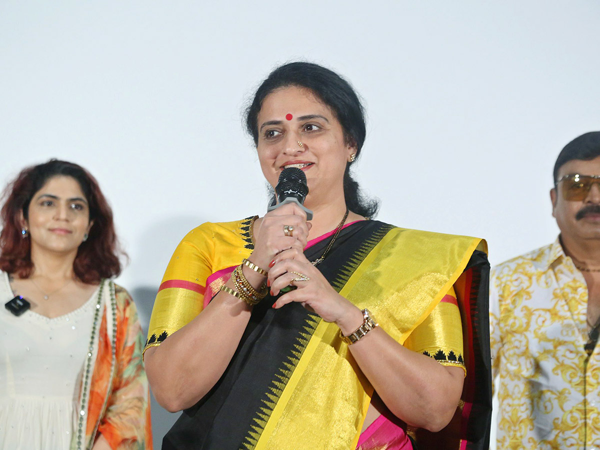 Actor_20Naresh_20Birthday_20Celebrations_20Photos_11.jpg 10