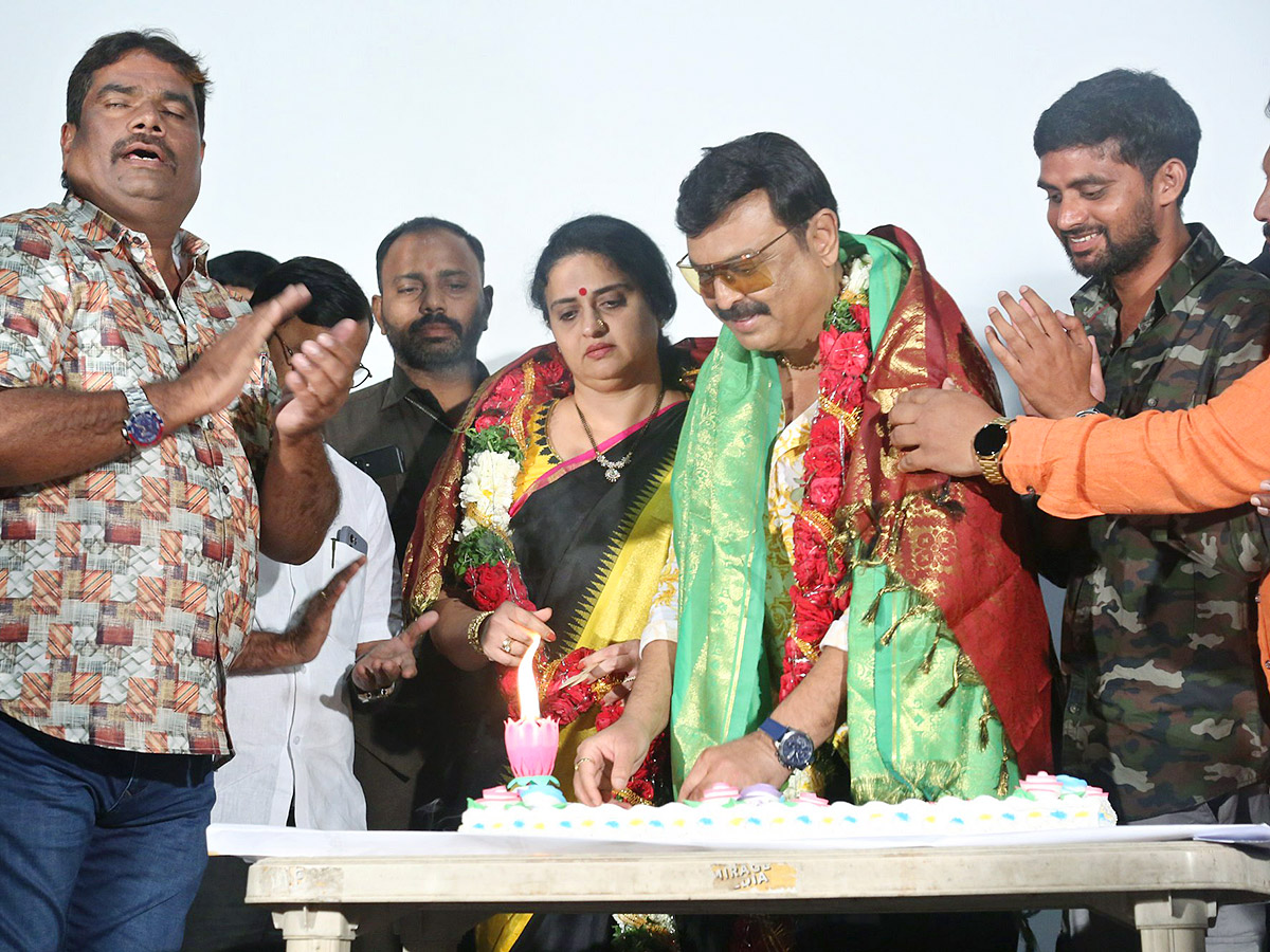 Actor_20Naresh_20Birthday_20Celebrations_20Photos_18.jpg 16