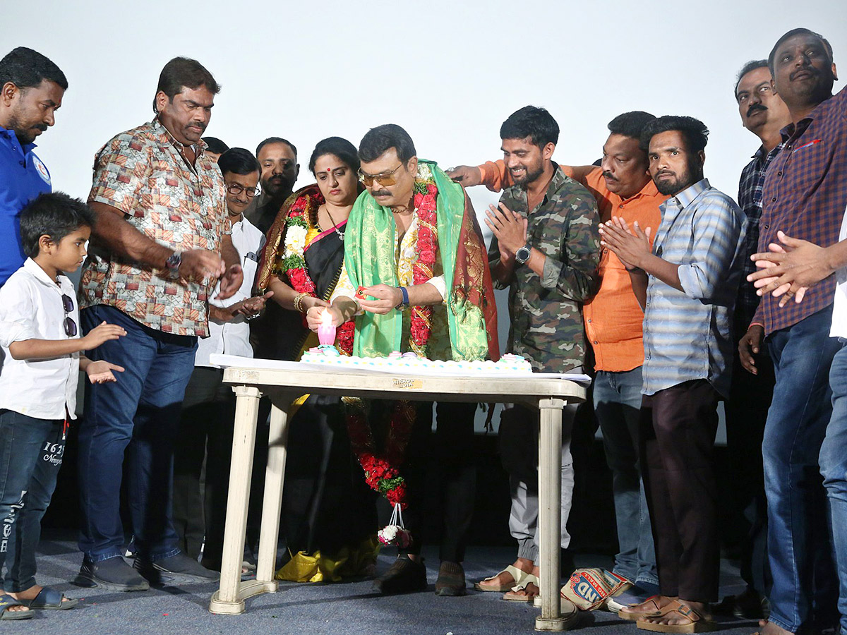 Actor_20Naresh_20Birthday_20Celebrations_20Photos_25.jpg 23
