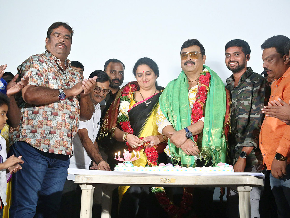 Actor_20Naresh_20Birthday_20Celebrations_20Photos_27.jpg 25