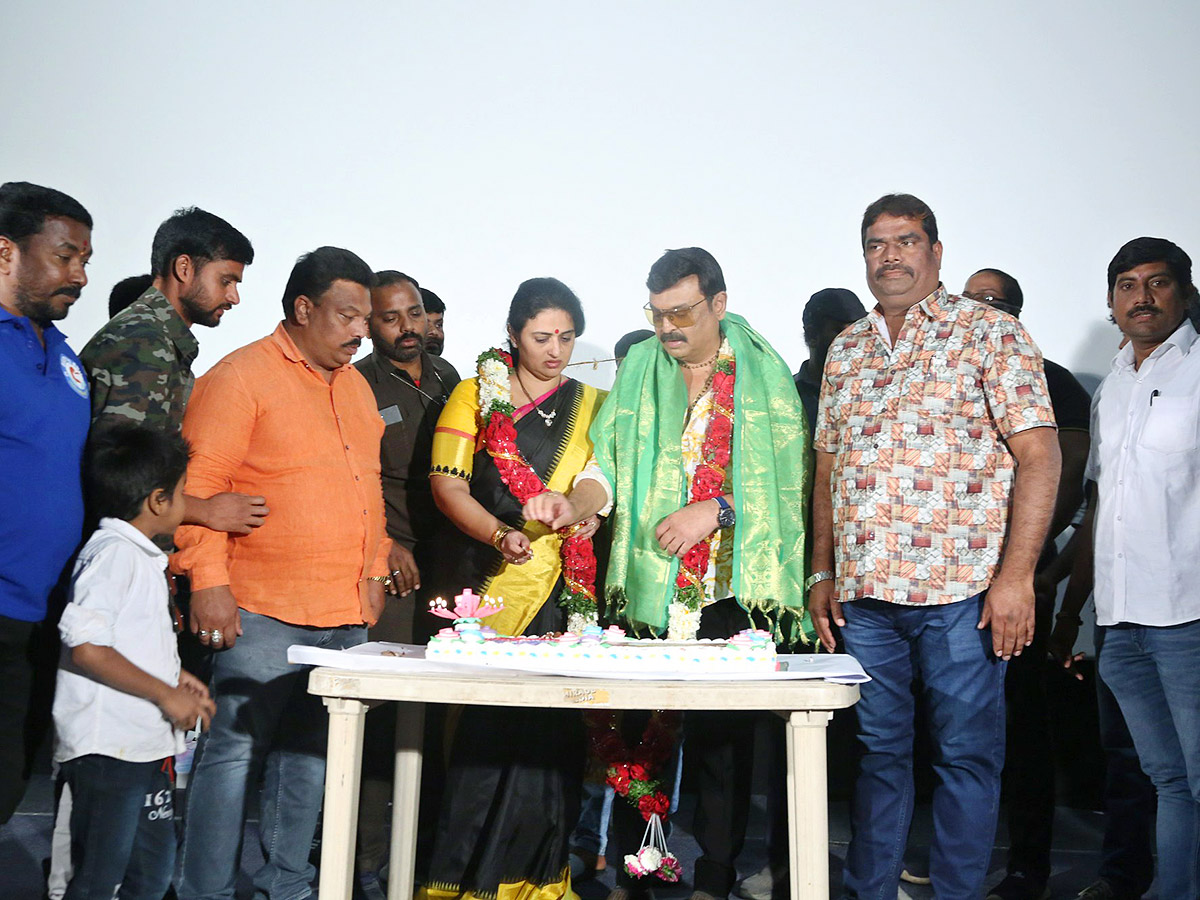 Actor_20Naresh_20Birthday_20Celebrations_20Photos_5.jpg 5