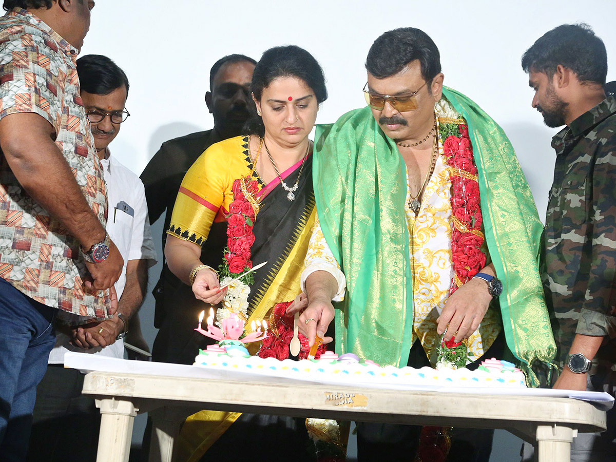 Actor_20Naresh_20Birthday_20Celebrations_20Photos_9.jpg 8