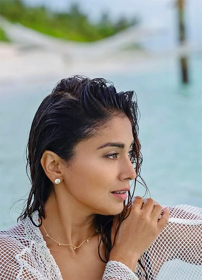 actress_20shriya_20saran_20hot_20pics_20photos_20goes_20viral__20_288_29.jpg 8
