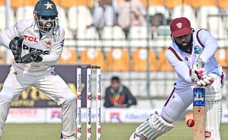 Cricket-History-With-Bat-In-Hand.jpg
