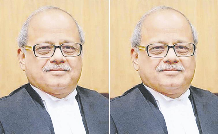 PINAKI-CHANDRA-GHOSE-3.jpg