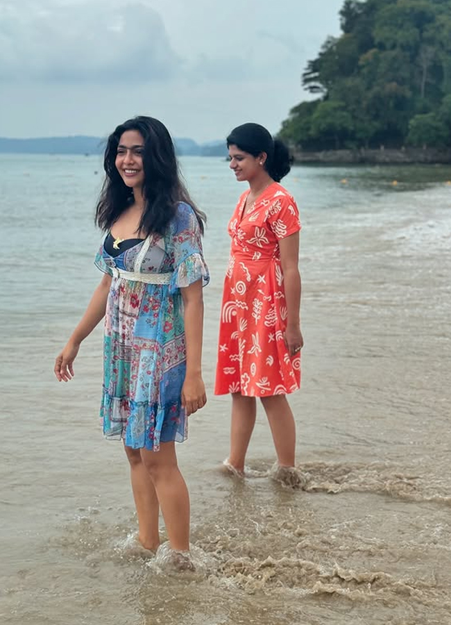 Aiswarya_20lekshmi14.jpg 15