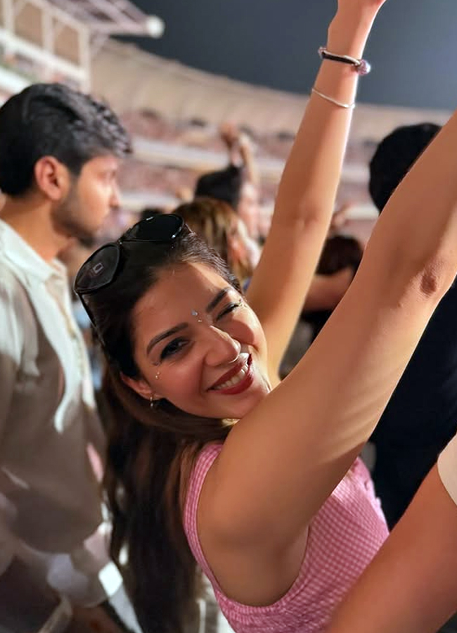 Mehreen10.jpg 11