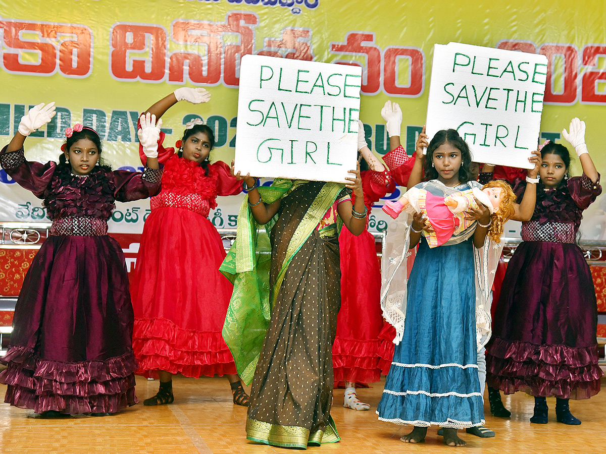 Eluru_20Children_26_23039_3Bs_20Festival_20Celebrated_20with_20Grandeur_20Photos__20_2819_29.jpg 19