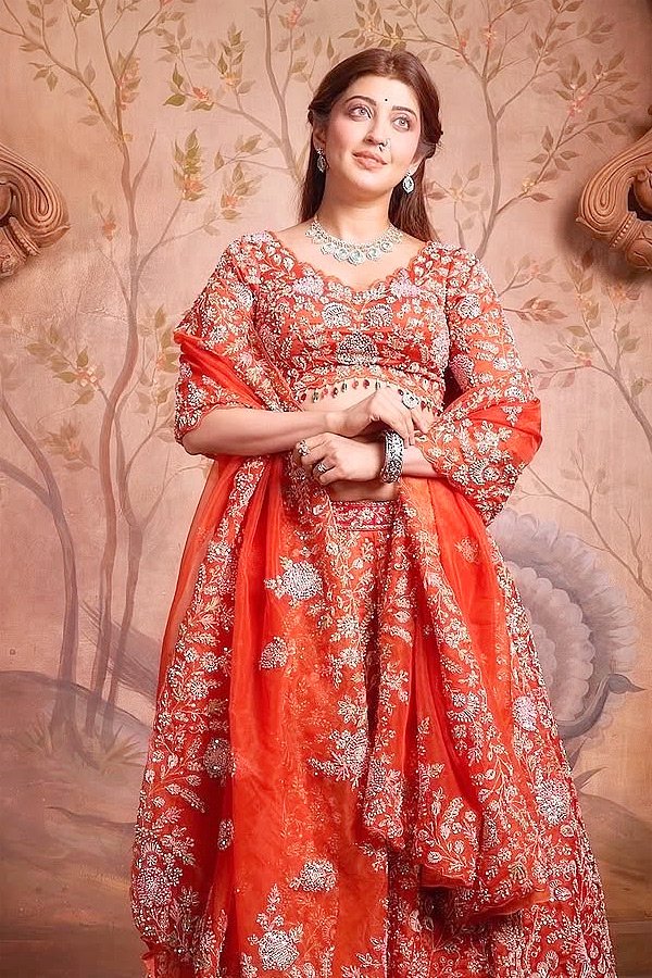 Actress_20Pranitha_20daughter_20Arna_20naming_20ceremony_20Beautiful_20Photos_20_285_29.jpg 8