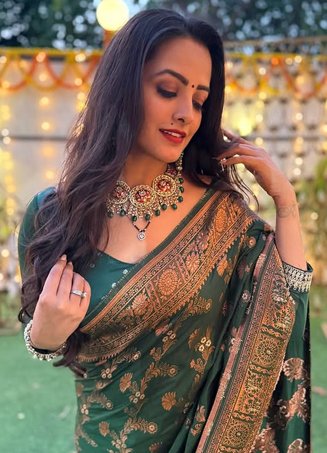 Anitha10.jpg 11