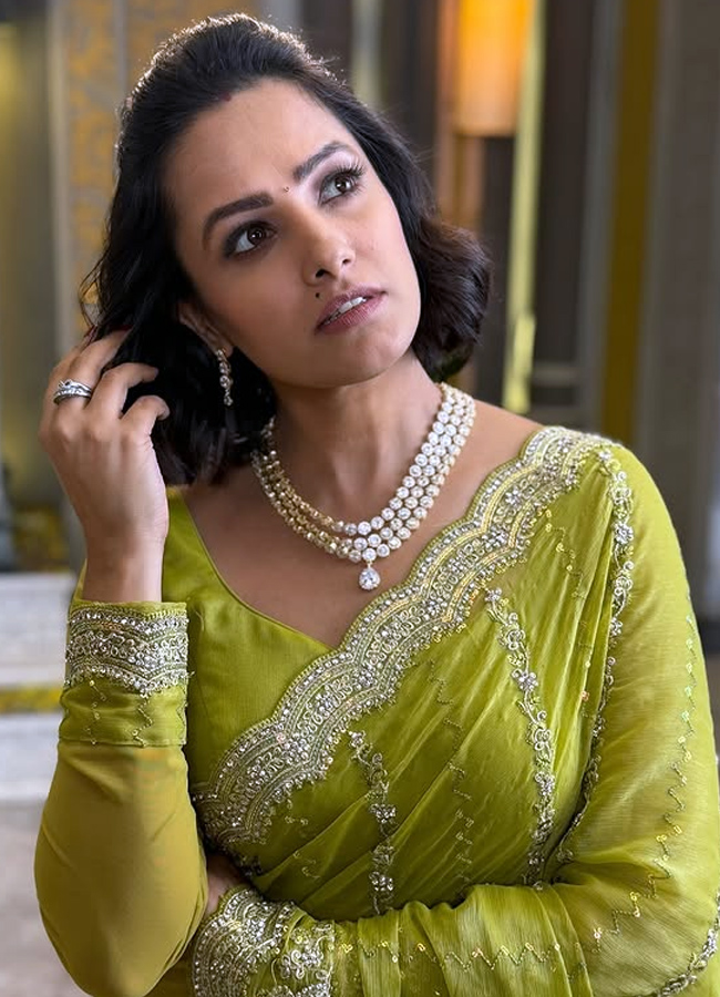 Anitha3.jpg 4