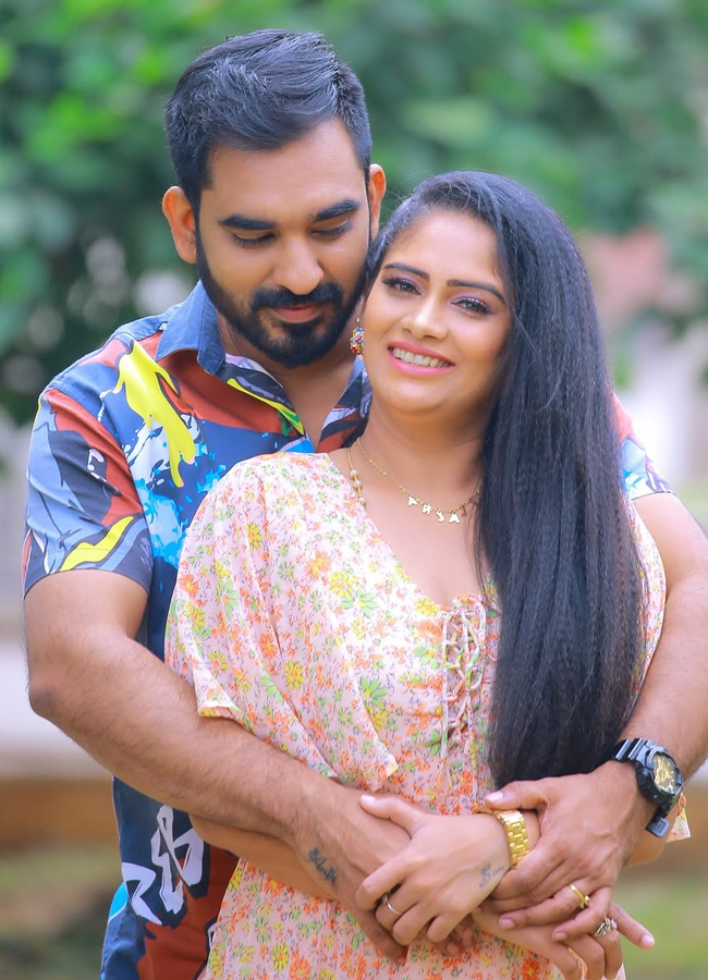 Anjali_20mogalirekulu12.jpg 13