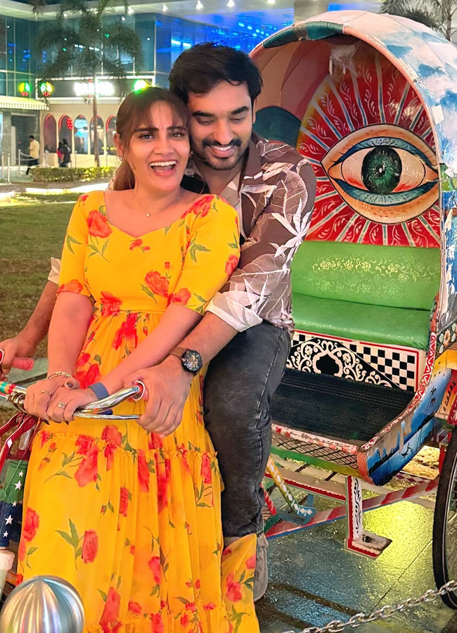 Anjali_20mogalirekulu8.jpg 9