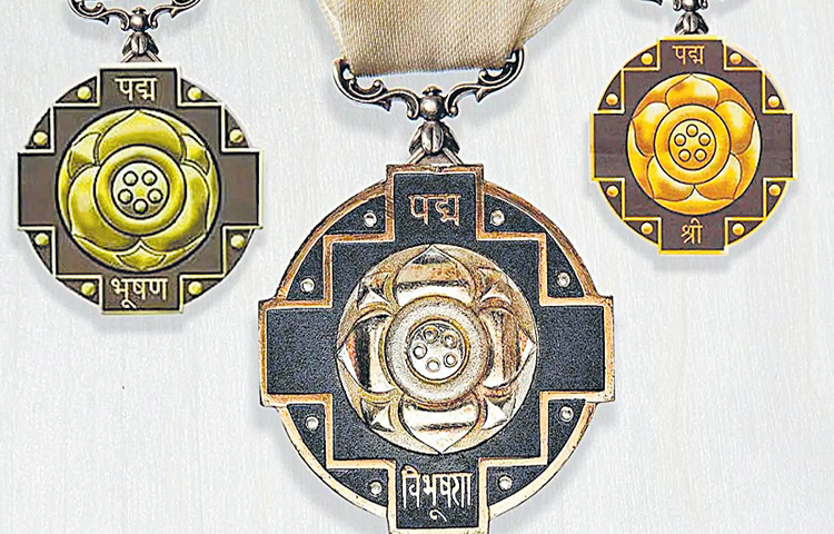 padma_20_20award.jpg