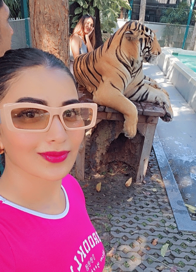 Inaya10.png 9