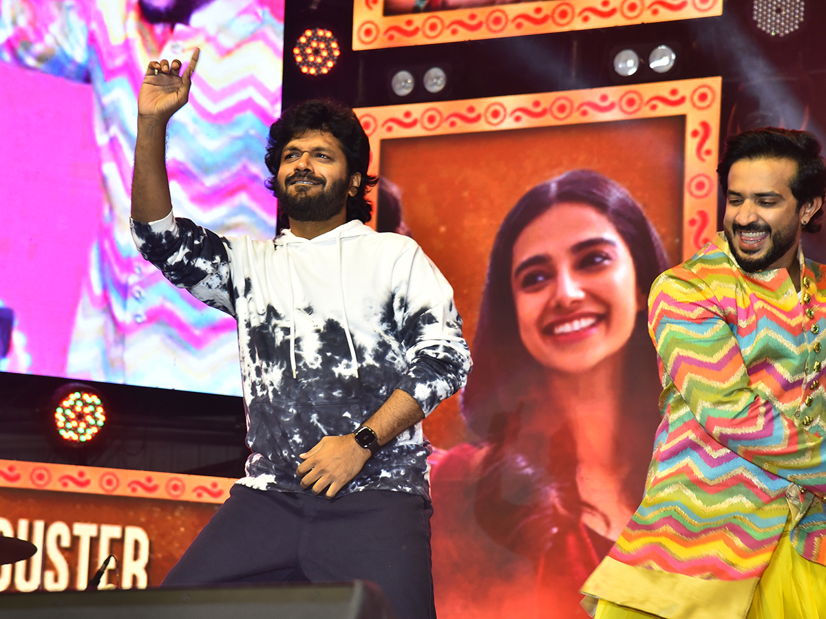 Sankranthiki_20Vasthunnam_20Movie_20Success_20Meet_20at_20Bhimavaram__20_2840_29.jpg 40