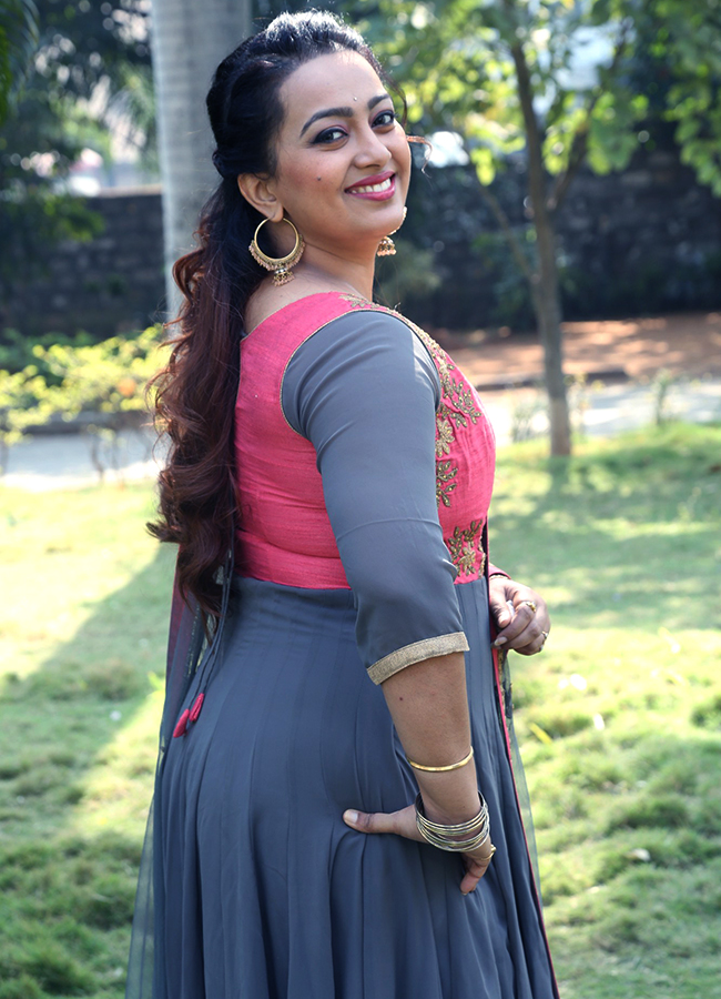 Actress_20Ester_20Noronha_20Latest_20photos__20_2823_29.jpg 23