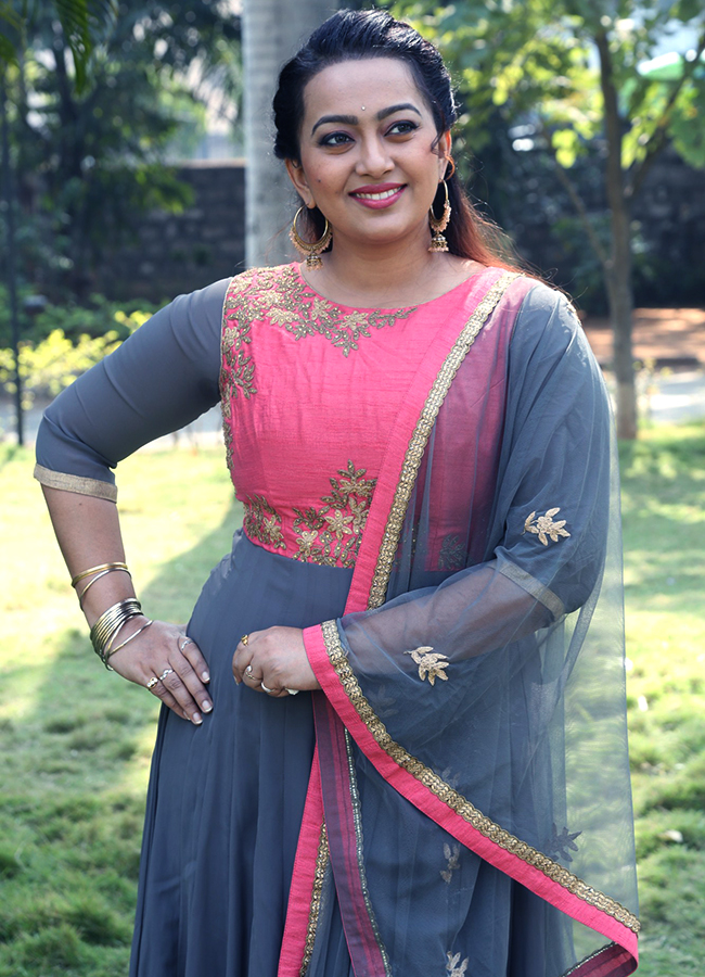 Actress_20Ester_20Noronha_20Latest_20photos__20_2825_29.jpg 25