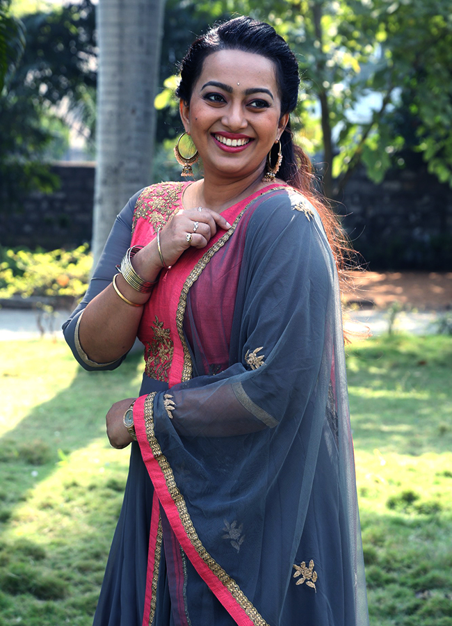 Actress_20Ester_20Noronha_20Latest_20photos__20_2827_29.jpg 27
