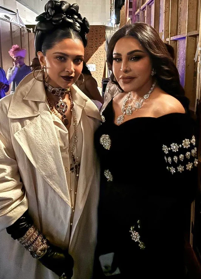Sabyasachi_2025th_20celebrations20.jpg 22