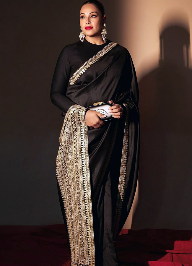 Sabyasachi_2025th_20celebrations25.jpg 27