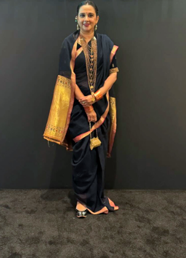 Sabyasachi_2025th_20celebrations27.jpg 7