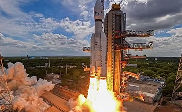 Isro_100_0.jpg