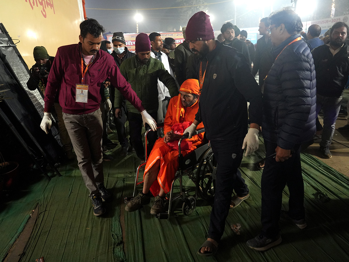 Maha_20Kumbh_20stampede_20Live_20updates_20Photos__20_2820_29.jpg 20