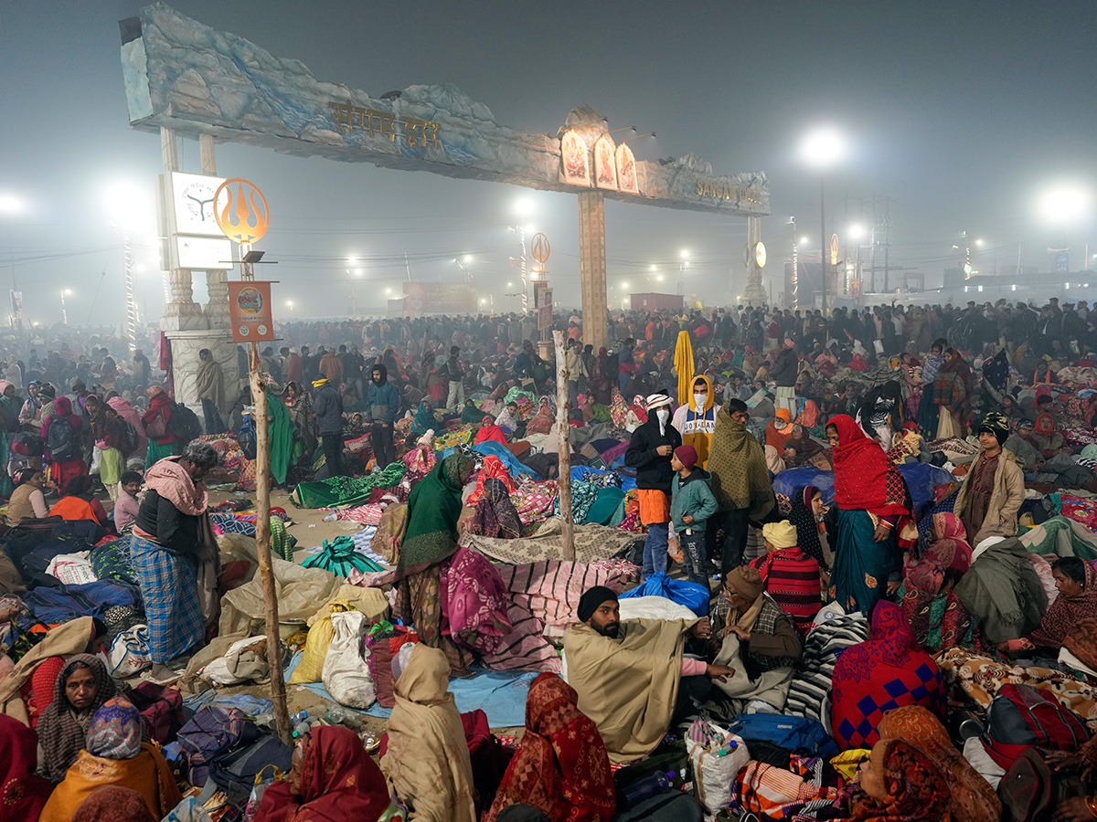 Maha_20Kumbh_20stampede_20Live_20updates_20Photos__20_282_29.jpg 2